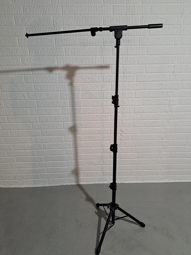 InnoGear Microphone Stand, Tripod Boom Arm Floor Mic Stand Height Adjustable