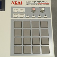 AKAI MPC2000XL 32MB [10015-01319]
