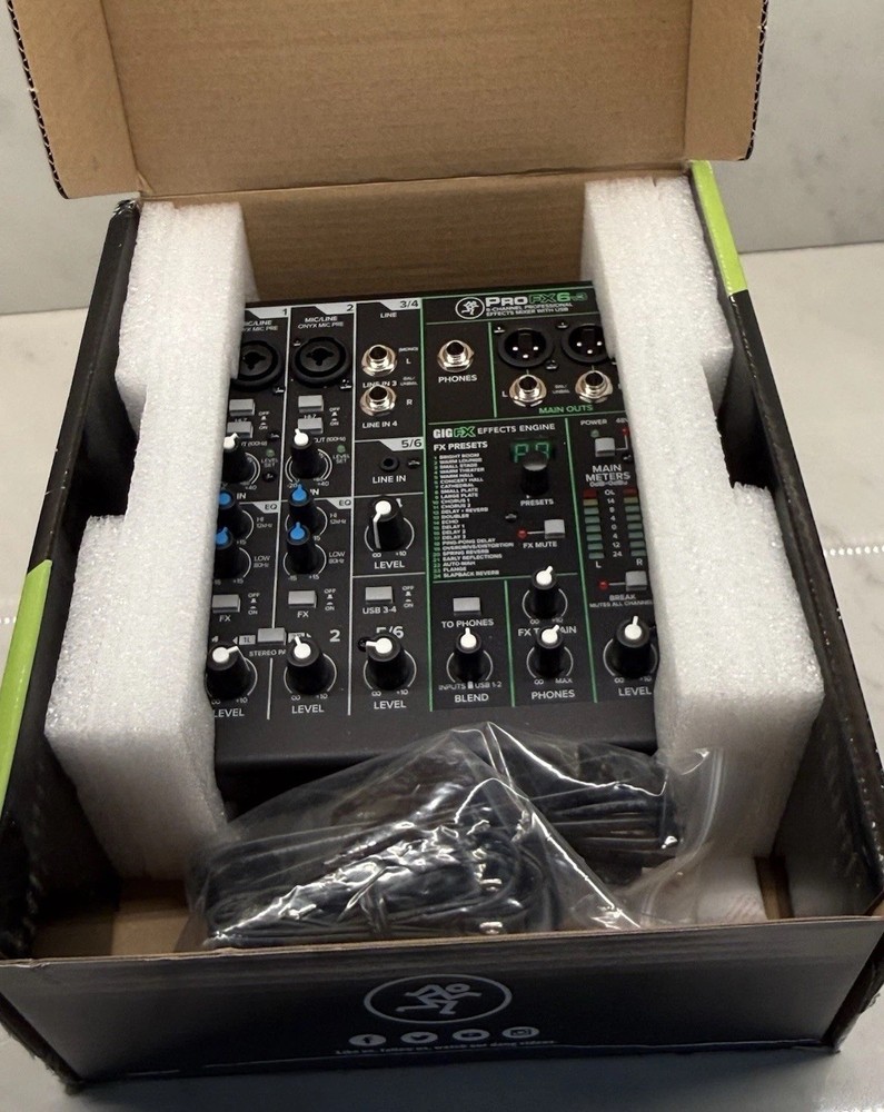 Mackie ProFX6v3 6-Channel Professional Effects Mixer w/USB ProFX6 v3
