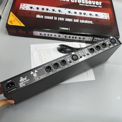 DBX 234xs 2-/3-Way Crossover Stereo Electronic 4-Way Crossover Mono Audio Device