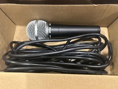 Pyle Handheld Microphone PDMIC58 – Dynamic Moving Coil Cardioid Unidirectional I