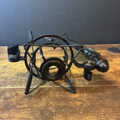 Rode SM6 Shock Mount with Detachable Pop Filter Black