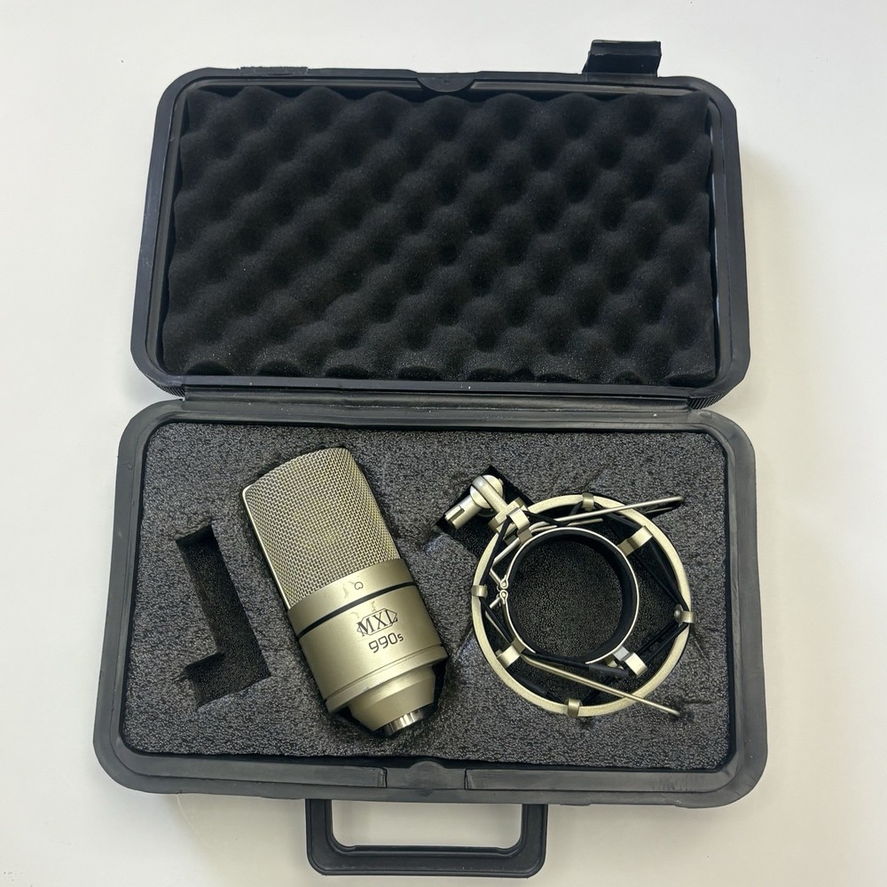 MXL 990 Large Diaphragm Condenser Microphone XLR with Shock Mount & Case
