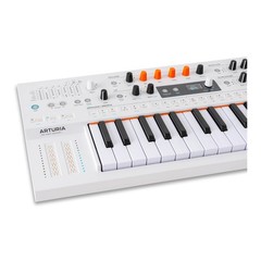Arturia MiniFreak 37-Key Hybrid Synthesizer with 6-Voice Polyphony