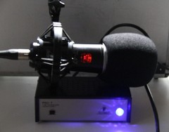 BEHRINGER T-47 Vacuum Tube Condenser Microphone with Accessories
