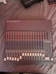 Mackie CR1604 16-Channel Mic/Line Mixer – Missing One Slider