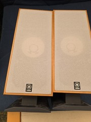 Yamaha NS-U50 2-Way Computer Speakers (1 Pair) 100 watts Each