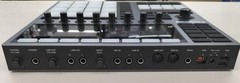 NATIVE INSTRUMENTS MASCHINE+ PLUS Standalone Production w/ Box Adapter MG01 9.0