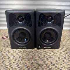 M-Audio AV42 Compact Desktop Studio Monitor Speakers , Pair – Black – Work Great