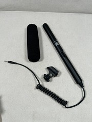 Vintage Realistic Super Uni-Directional Electret Condenser Microphone (16-2008)