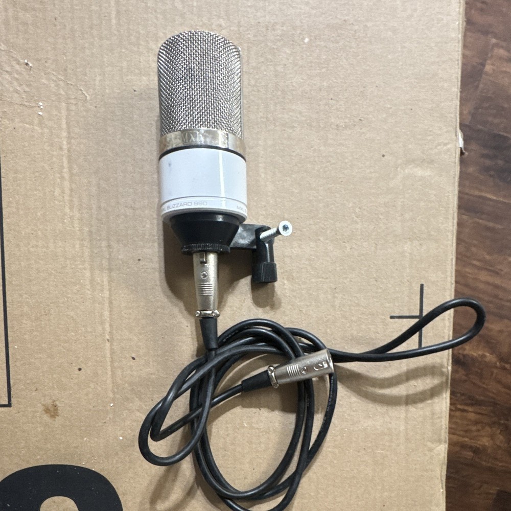 MXL Blizzard 990 Condenser Microphone Wired XLR 3-Pin, Silver/White