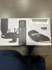Rode NT1 | Cardioid Condenser Microphone | Complete Recording Kit | *OPEN BOX*