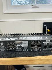 Behringer Europower PMP6000 20-Channel 1600W Powered Mixer Power On Semi Tested