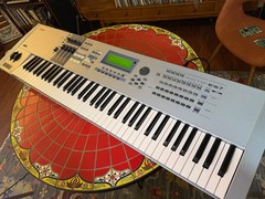 Yamaha Motif ES 7 Production Synthesizer