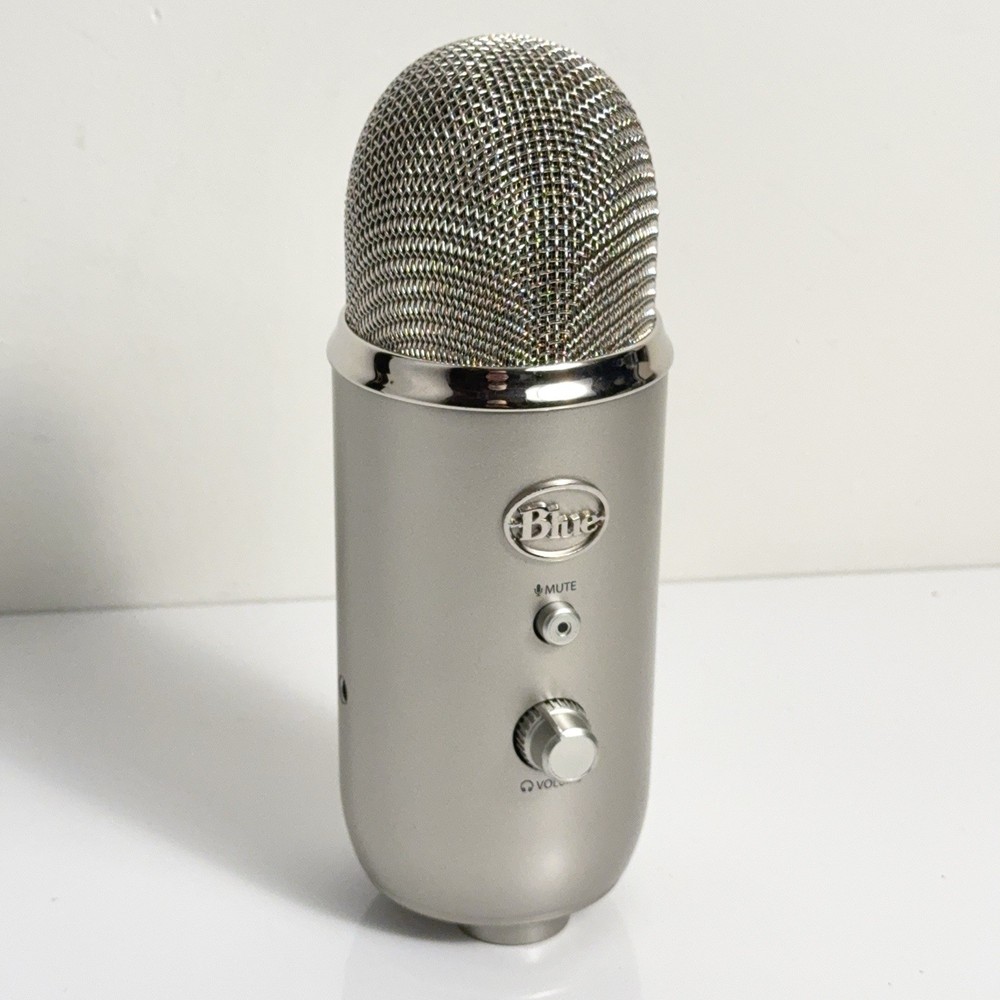 Blue Yeti USB Condenser Microphone Silver Multi Pattern Tested Working ONLY