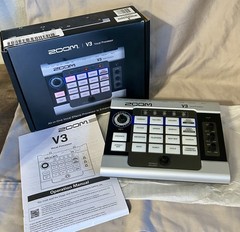 NEW Zoom V3 Vocal Processor USB Audio Interface 16 Voice Effect 3-Part Harmonies