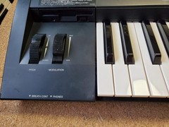 Yamaha V50 Digital Synthesizer New Battery & Button Initialized Good Condition