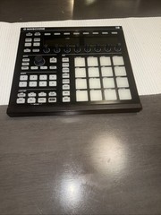 Native Instruments MASCHINE MK2 Black HW Groove Production Studio READ DESC