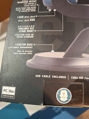 Yeti Blue Microphone 988-000110 Wired USB Microphone New In Box