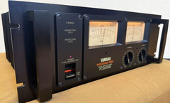 Yamaha PC2002M Professional Power Amplifier AC100V 50/60Hz Vintage 1982 Japan