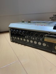 Akai MPC2000XL Sampler Vintage MPC Drum Machine Sequencer Classic Unit