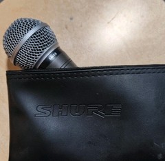 Shure SM48 Handheld Wired Microphone, Black, XLR 3-Pin Unused In Carrying Case