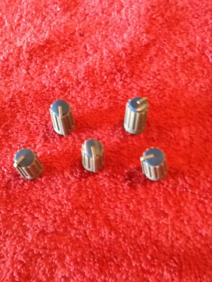 Set of (5) Mackie Mixer Knobs from SR24.8/32.8 – Blue