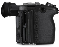 Sony FX2 Full-frame Cinema Camera – Body with XLR Handle