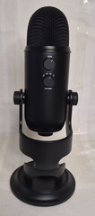 Blue Yeti Premium Multi-Pattern USB Microphone Unused
