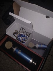Blue Microphones Bluebird SL Studio Condenser Microphone – Blue