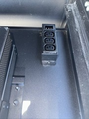 TRIPP-LITE MODEL CSC32USB 32 PORT USB CHARGING CABINET