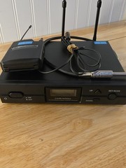 Audio-Technica ATW-R2100a Receiver 487-507MHZ With Transmitter ATW-T210 & AT829
