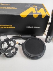 Maono AU-HD300T Cardioid Dynamic USB/XLR Microphone