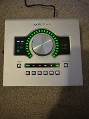 Universal Audio Apollo Twin UAD-2 SOLO Thunderbolt Audio Interface Tested Works