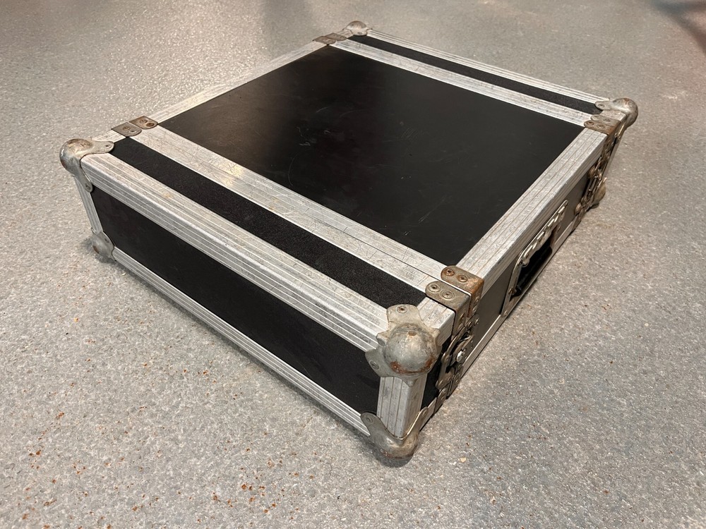 2 RU Case