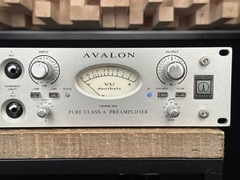 Avalon AD2022 Dual Channel Microphone Preamp. AD 2022. Great Condition!