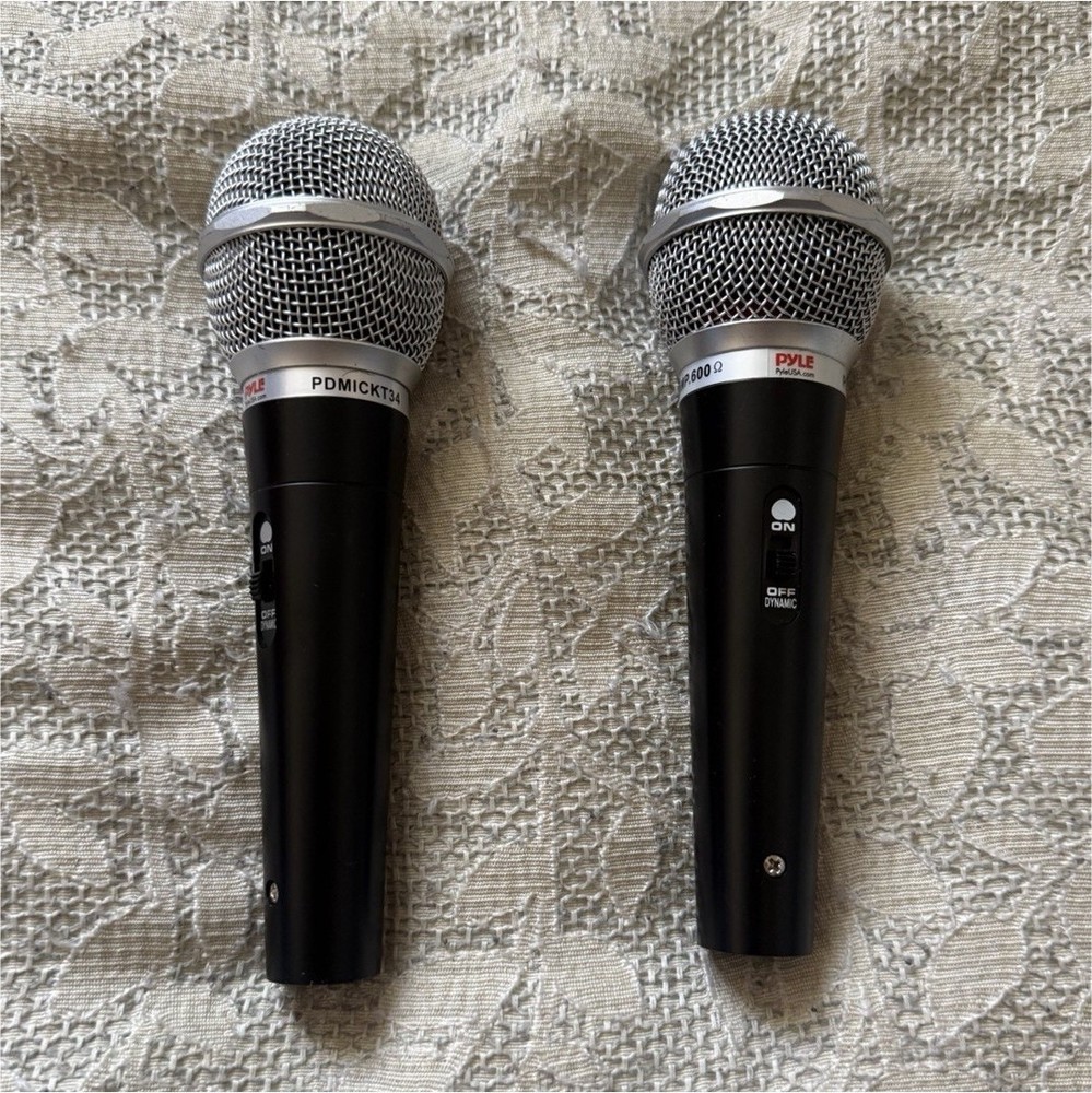 Pyle PDMICKT34 2-Pack Wired Unidirectional Dynamic Handheld Mics w/ On/Off