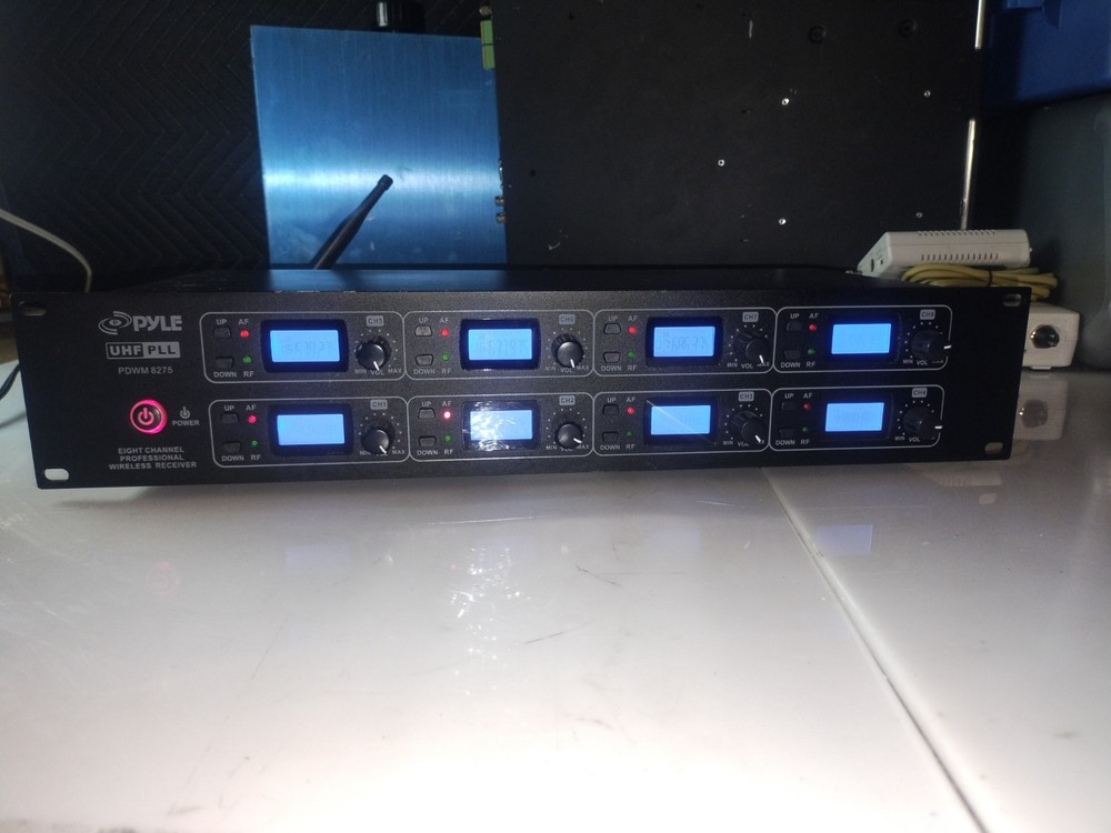 Pyle UHF PLL PDWM 8880 Eight channel professional wireless receiver