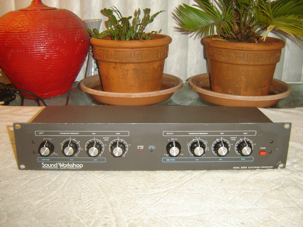Sound Workshop 223AB 223A Blue Label Version, Electronic Crossover, Vintage Rack