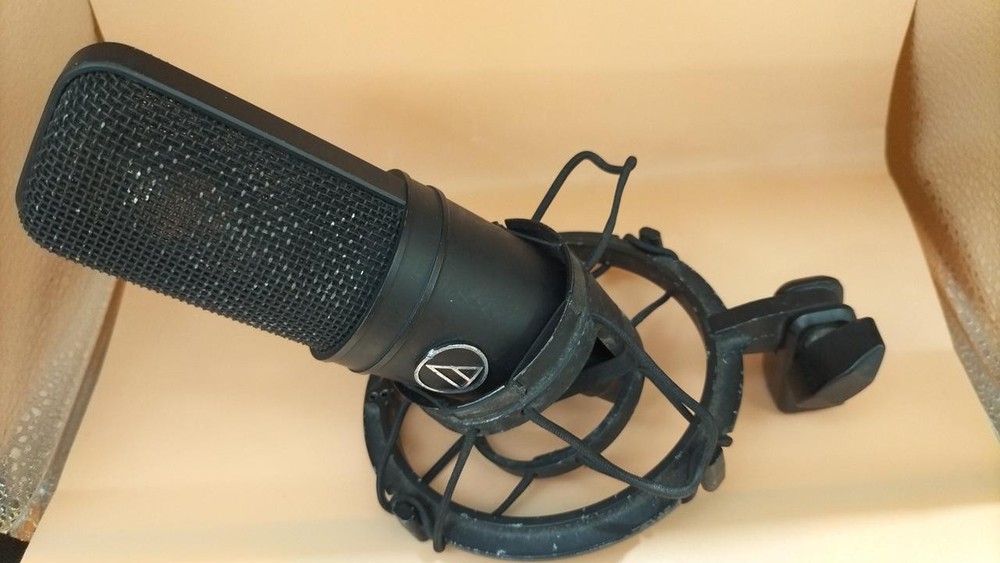 Audio-Technica At4040 Condenser Microphone