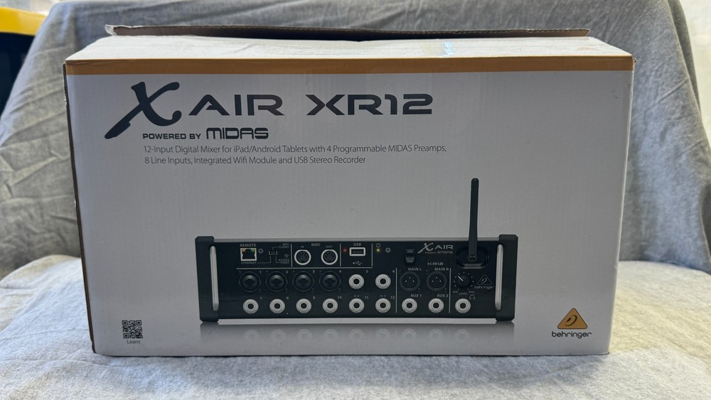 Behringer X-Air XR12 12-Channel Digital Mixer
