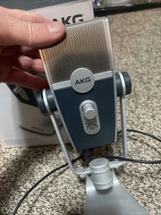 AKG Lyra USB-C Multi-Pattern Condenser Microphone Ultra-HD Streaming Podcast