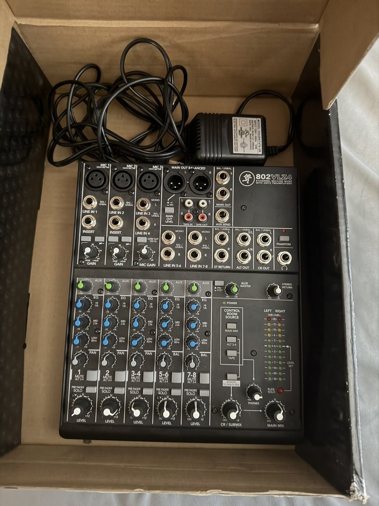 Mackie 802VLZ4 8-channel Ultra Compact Mixer- With Power Supply