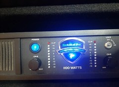 Technical Pro Power Amplifier 1100 watts in Odyssey padded case