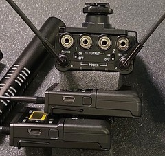 Sony Dual Channel Wireless Mic System UTX-B40 URX-P03D UTX-P40 Bundle