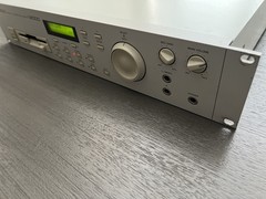 Akai S2000 MIDI Stereo Digital Sampler 1995