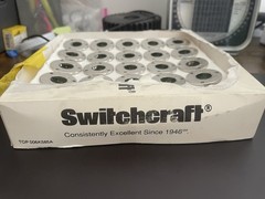 Switchcraft C3M panel mount male XLR connector . 006K585A. LOT OF 25 PCS. NEW.