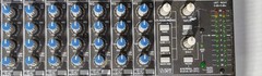 Mackie 1604-VLZ PRO 16-Channel 4-Bus 3-Band EQ XDR Phantom Power Analog Mixer