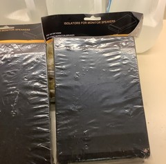 Acoustic Foam Isolation Pads for 6.5“-8“ Speakers – Reduces Vibrations