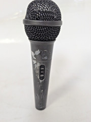 AKG C590S REPERRED AS THE 5900